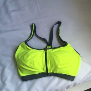 Vsx sports bra
